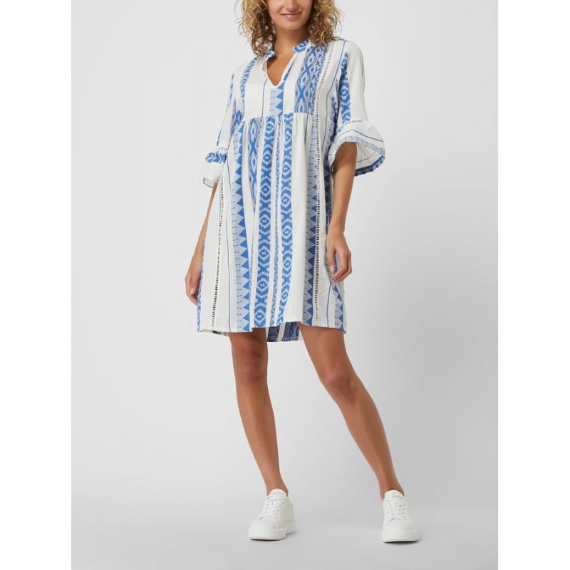 B263 - Type - BEACHWEAR BLUE EMBROIDERY- (B263) B263 - Type - BEACHWEAR BLUE EMBROIDERY- (B263)
