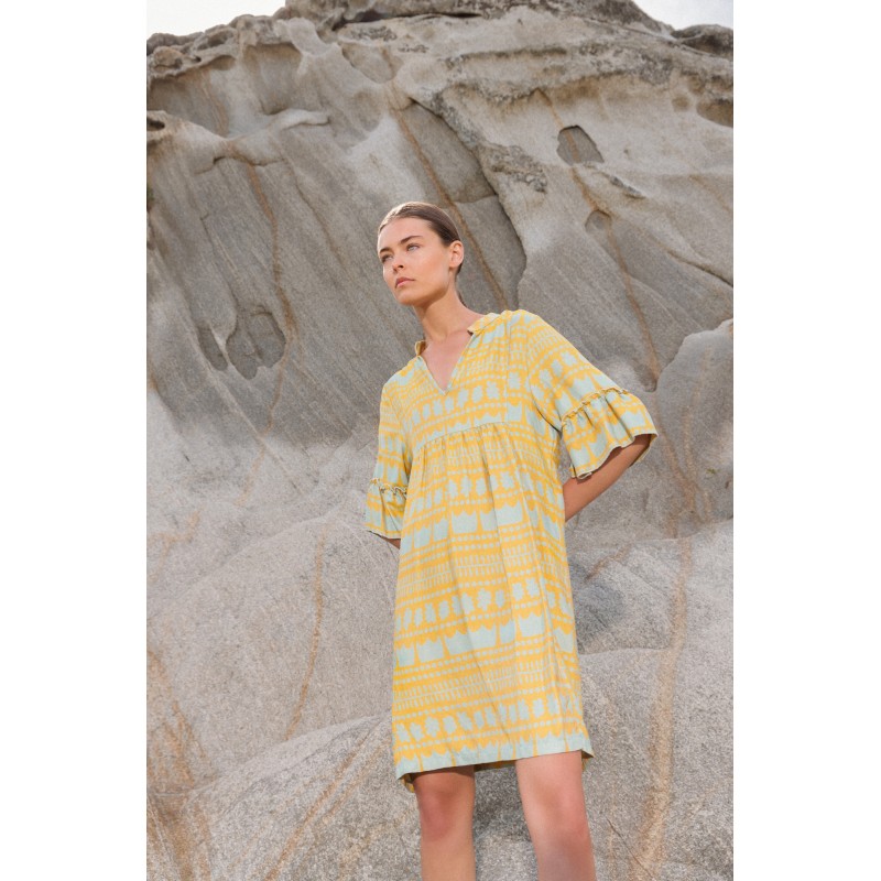 B335 - Yellow - BEACHWEAR EMBROIDERY CROWN- (B335) B335 - Yellow - BEACHWEAR EMBROIDERY CROWN- (B335)