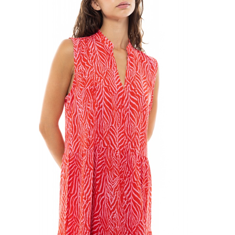 B367 - Type - BEACHWEAR RED LEO- (B367)