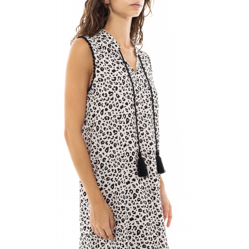 B389 - Type - BEACHWEAR OFFWHITE LEO- (B389) B389 - Type - BEACHWEAR OFFWHITE LEO- (B389)