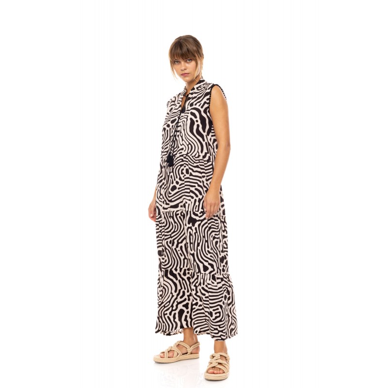 B594 - Type - BEACHWEAR LONG BLACK GEO- (B594) B594 - Type - BEACHWEAR LONG BLACK GEO- (B594)
