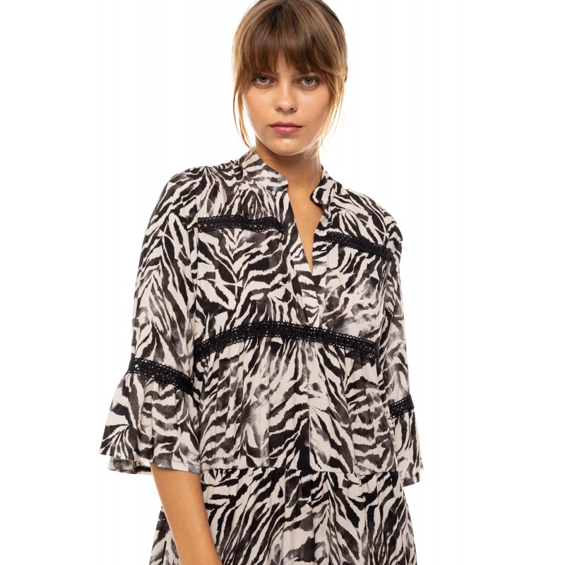 B607 - Type - BEACHWEAR LONG BLACK LEOPARD- (B607) B607 - Type - BEACHWEAR LONG BLACK LEOPARD- (B607)
