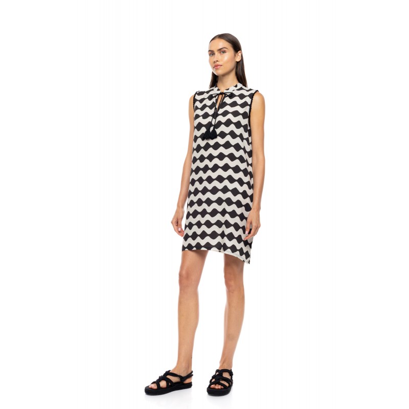 B763 - Type - BEACHWEAR OFF WHITE WAVE- (B763) B763 - Type - BEACHWEAR OFF WHITE WAVE- (B763)
