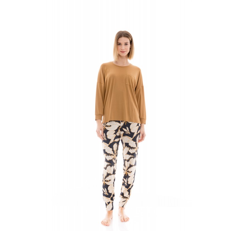 W1332 - Type - PYJAMA GOLD LEAF- (W1332) W1332 - Type - PYJAMA GOLD LEAF- (W1332)
