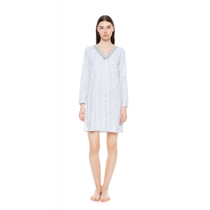W1582 - Type - NIGHTGOWN V AQUA LEO- (W1582) W1582 - Type - NIGHTGOWN V AQUA LEO- (W1582)