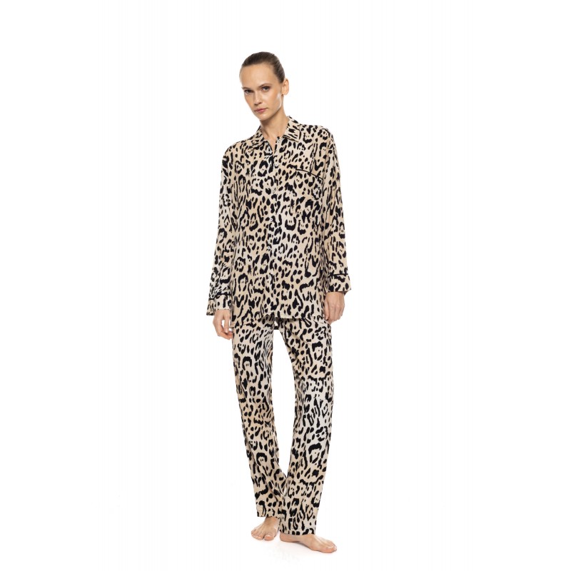 W1903 - Type - Pyjama Buttoned Sand Leopard- (W1903) W1903 - Type - Pyjama Buttoned Sand Leopard- (W1903)