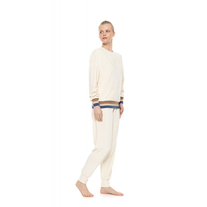 W2045 - Off White - Loungewear Velvet Knit- (W2045)