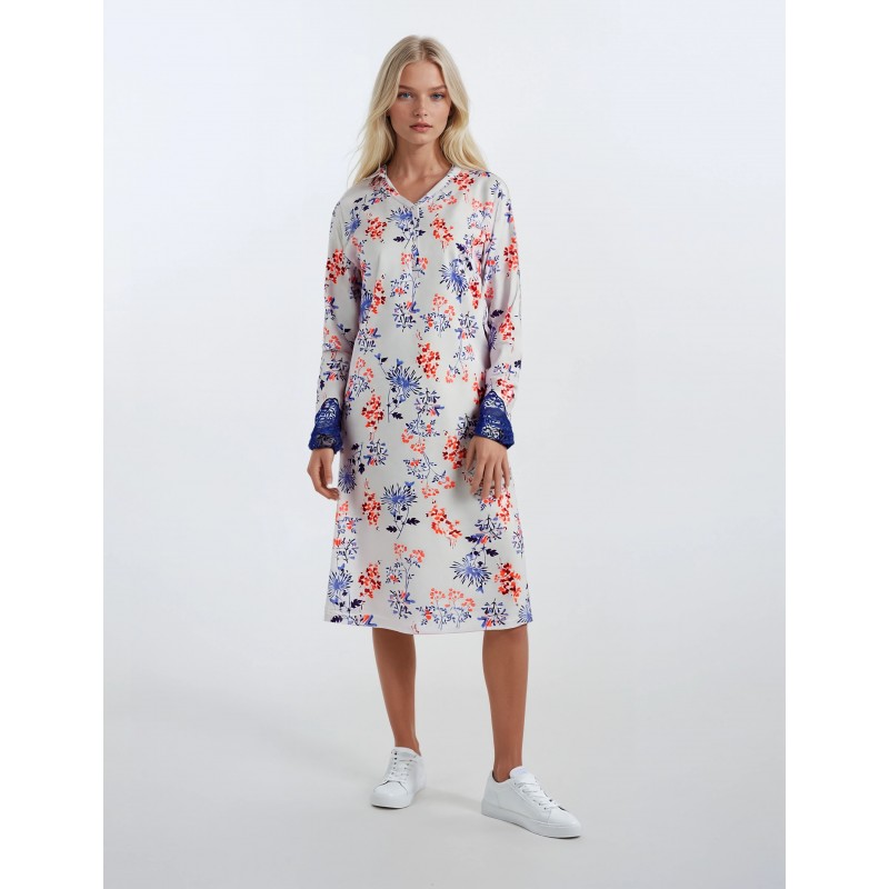 W617 - Type - NIGHTGOWN BLUE FLOWERS- (W617) W617 - Type - NIGHTGOWN BLUE FLOWERS- (W617)