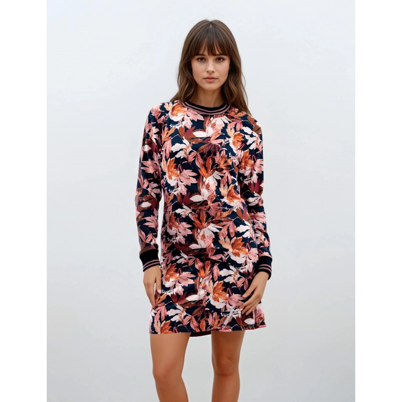 W928 - Type - NIGHTGOWN AUTUMN LEAVES- (W928)