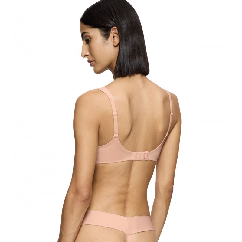 Triumph Body Make-Up Illusion WP EX