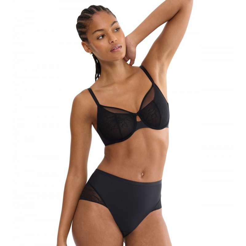 Triumph Comfort Contour W01 Minimizer Bra