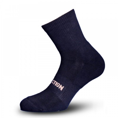 WALK - Ανδρική Βαμβακερή Κάλτσα Μεσαίου Μήκους Προπόνησης - In Action
