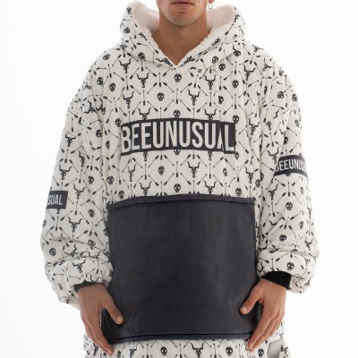 BEE UNUSUAL - There is No Place Like Home Shepra/Super Fleece Hoodie Blanket