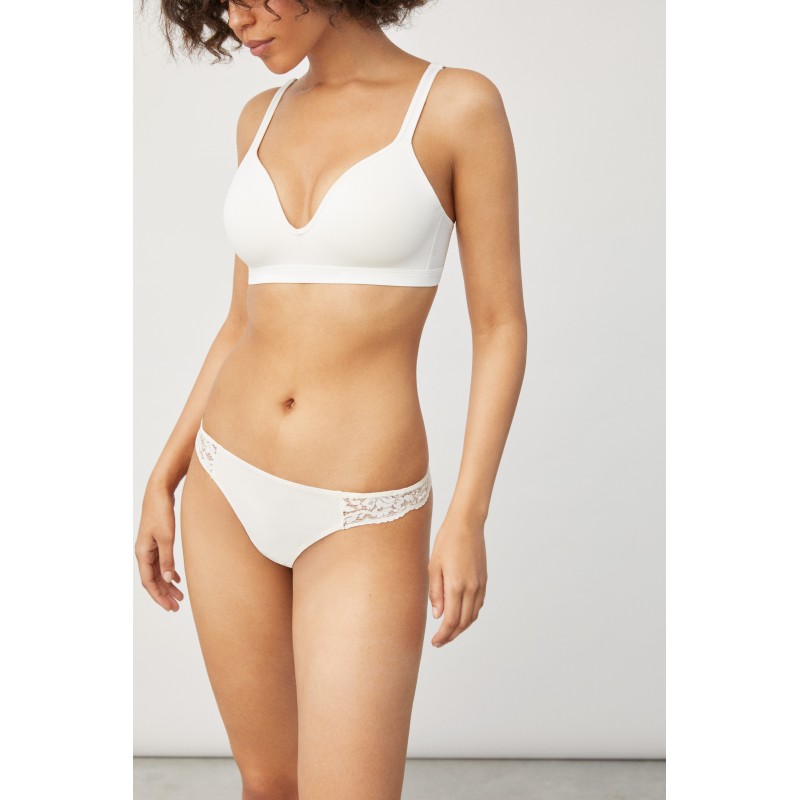 Ysabel Mora - Tanga Thong