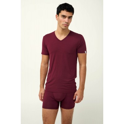 Ανδρικό Micromodal Φανελάκι με V Λαιμόκοψη RED WINDSOR (23853-RED WINDSOR)