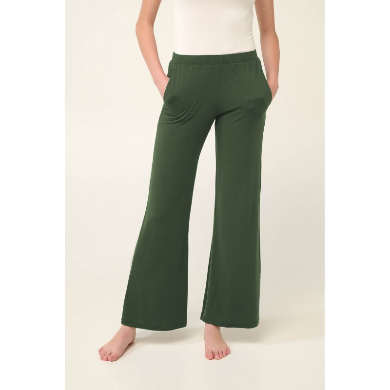Μονόχρωμο Φαρδύ Γυναικείο Παντελόνι με Τσέπες GREEN IVY (22101-GREEN IVY)